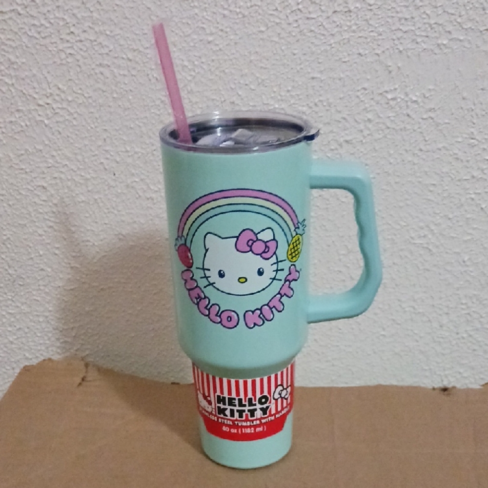 Hello Kitty Green and Pink Party Tumbler with Straw